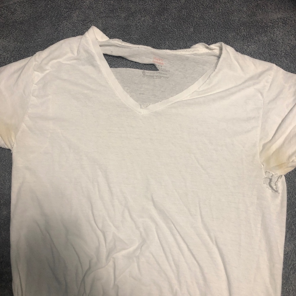 Hanes under shirt